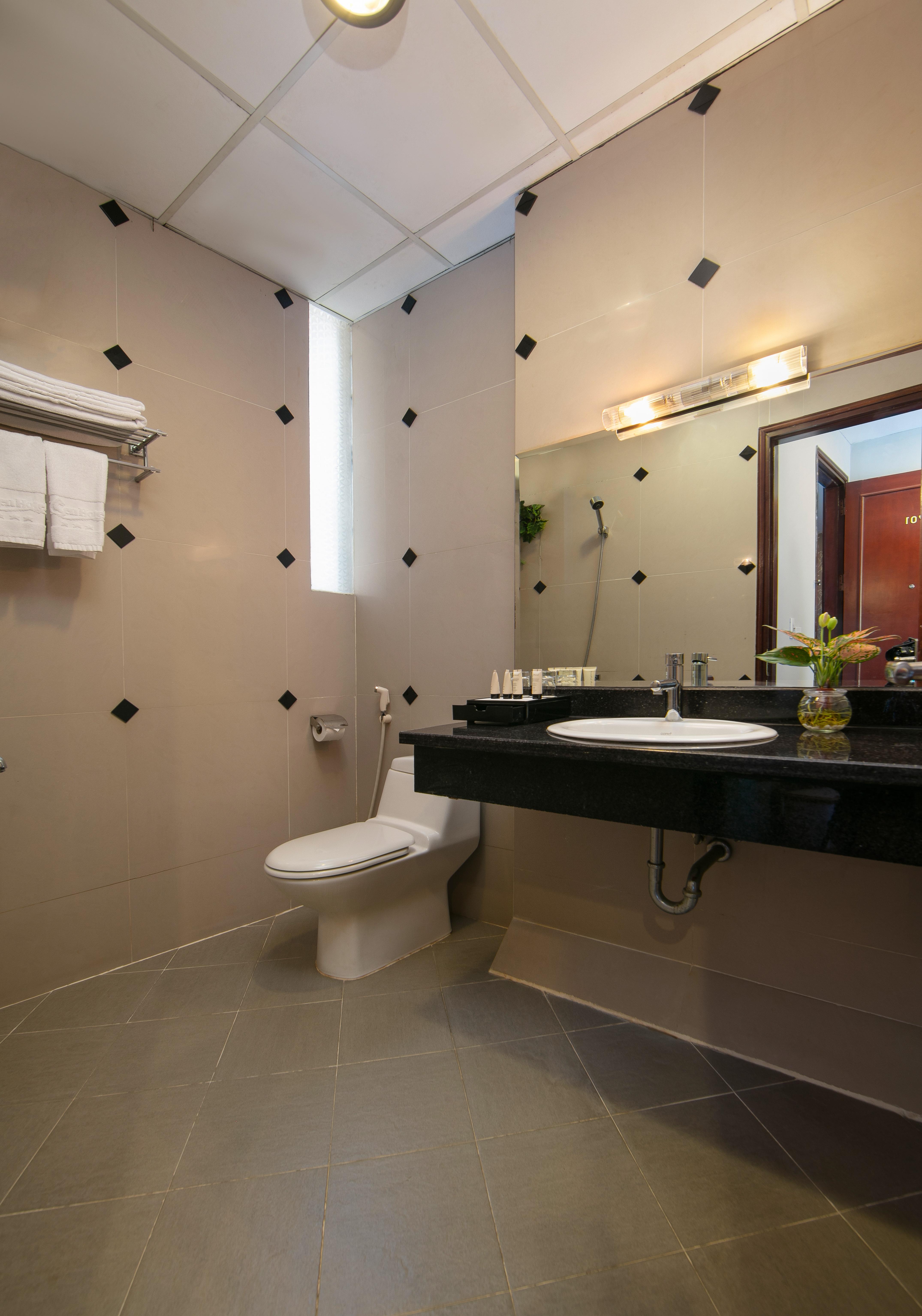 Sen Hotel - Managed By Sen Hotel Group Hanoi Exteriör bild